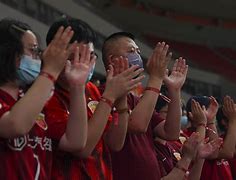 横扫对手：老东家继续追逐完美战绩的简单介绍